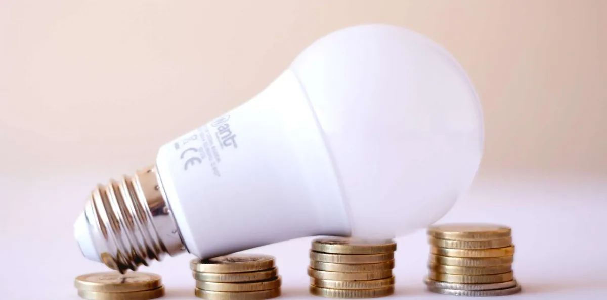 Cuentas de luz: SEC posterga hasta julio el alza de tarifas