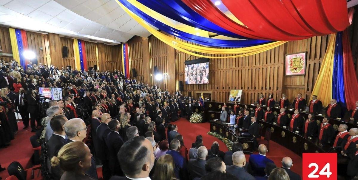 ¿En qué consiste la ley de amnistía general para presos políticos propuesta por Delcy Rodríguez en Venezuela?