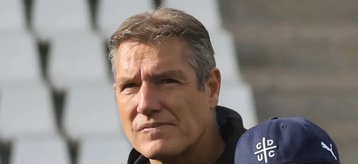 La autocrítica de Buljubasich por no fichar un extremo para la UC: “Es mi responsabilidad no haber traído ese jugador”