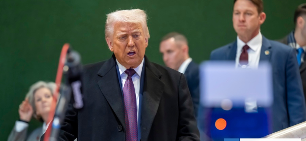 Trump amenaza a Canadá con arancel del 100% si firma acuerdo con China: "Existen gracias a EE.UU."