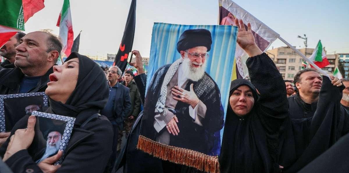 "Derecho y deber legítimo": Irán promete ataques sin precedentes contra EEUU e Israel para vengar la muerte de Jamenei