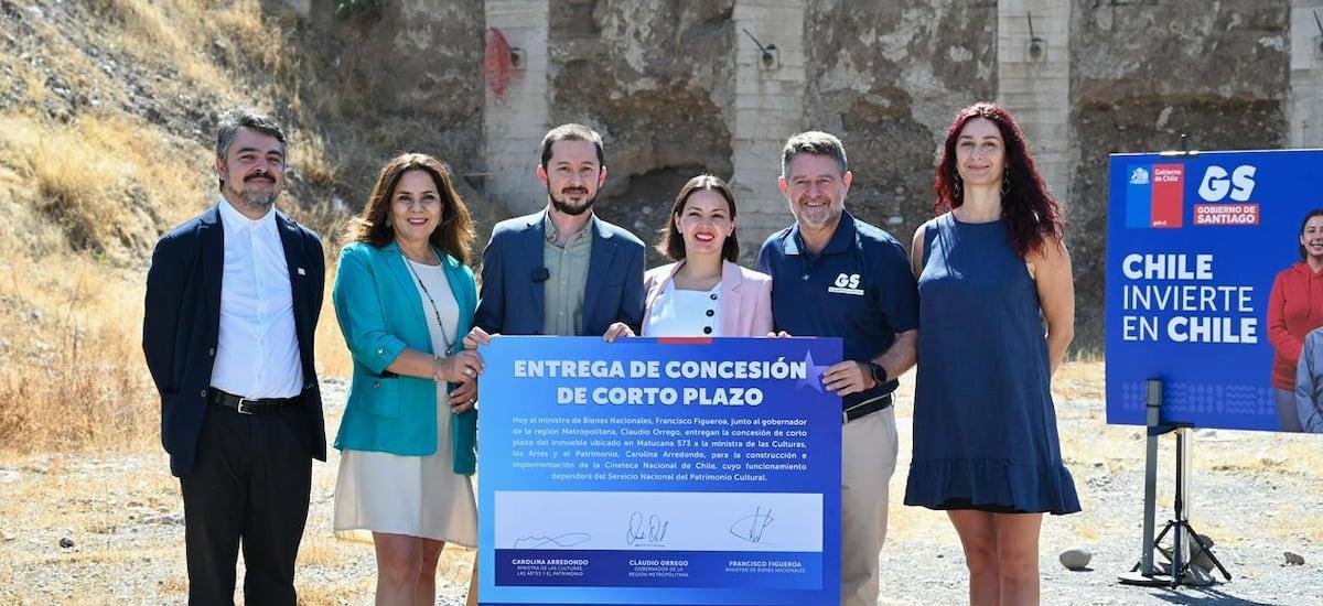 Dos salas de cine, laboratorios de restauración y talleres: presentan concesión para la construcción de nueva Cineteca Nacional