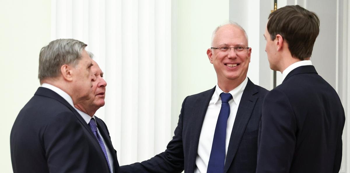 "Productiva" reunión entre emisarios de Trump y Putin antes de cumbre con Ucrania en Abu Dabi