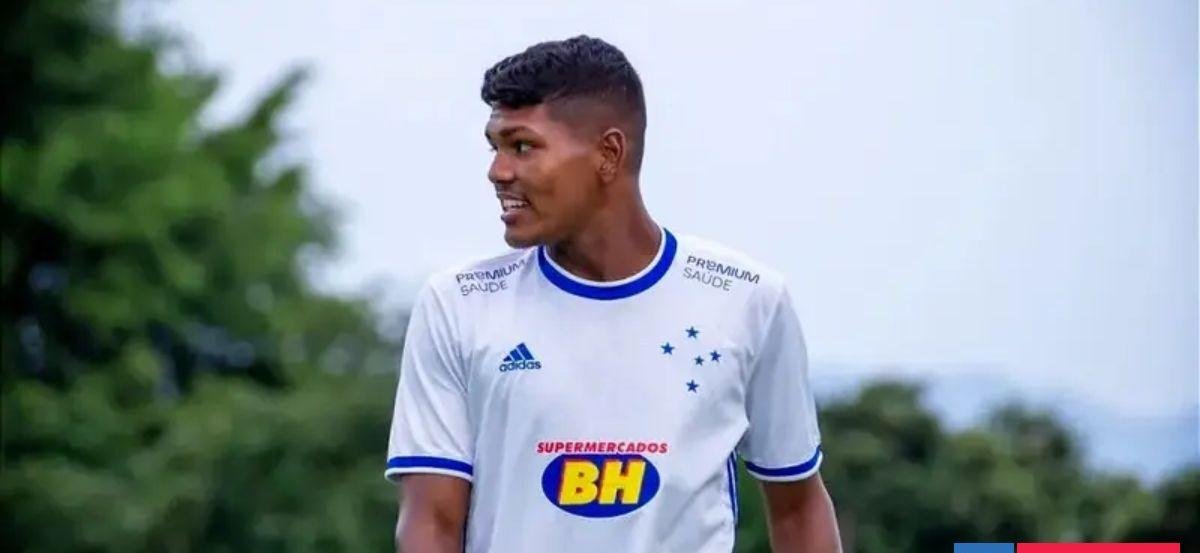 Conmoción en Brasil: exfutbolista de Cruzeiro muere a los 22 años al ser alcanzado por ’bala loca’