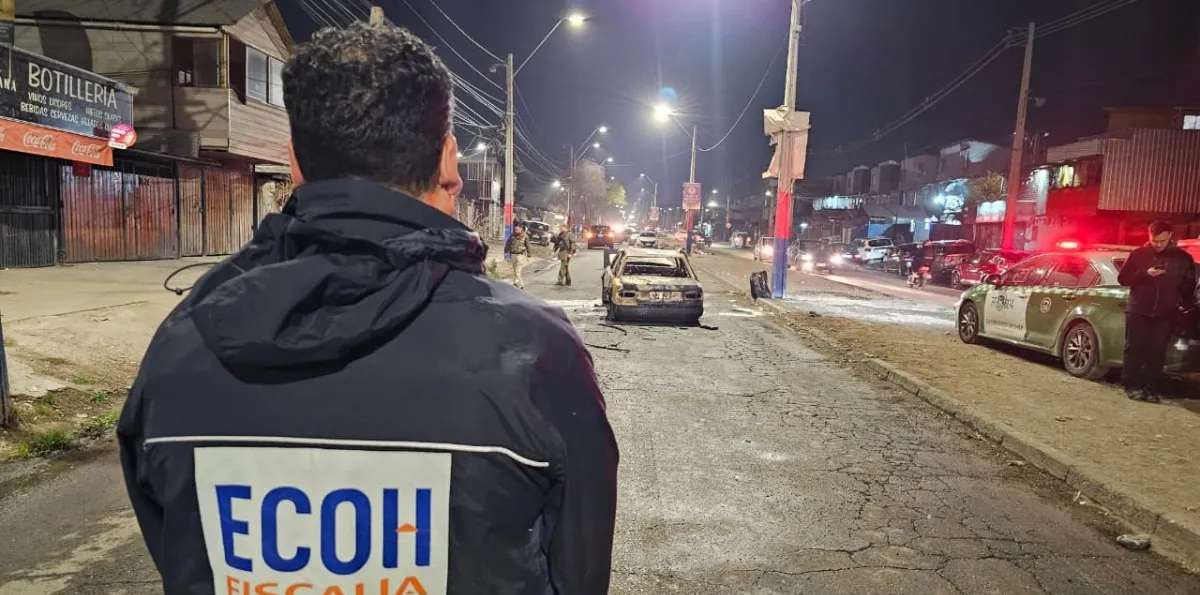 Balacera en San Bernardo deja dos fallecidos y un auto incendiado