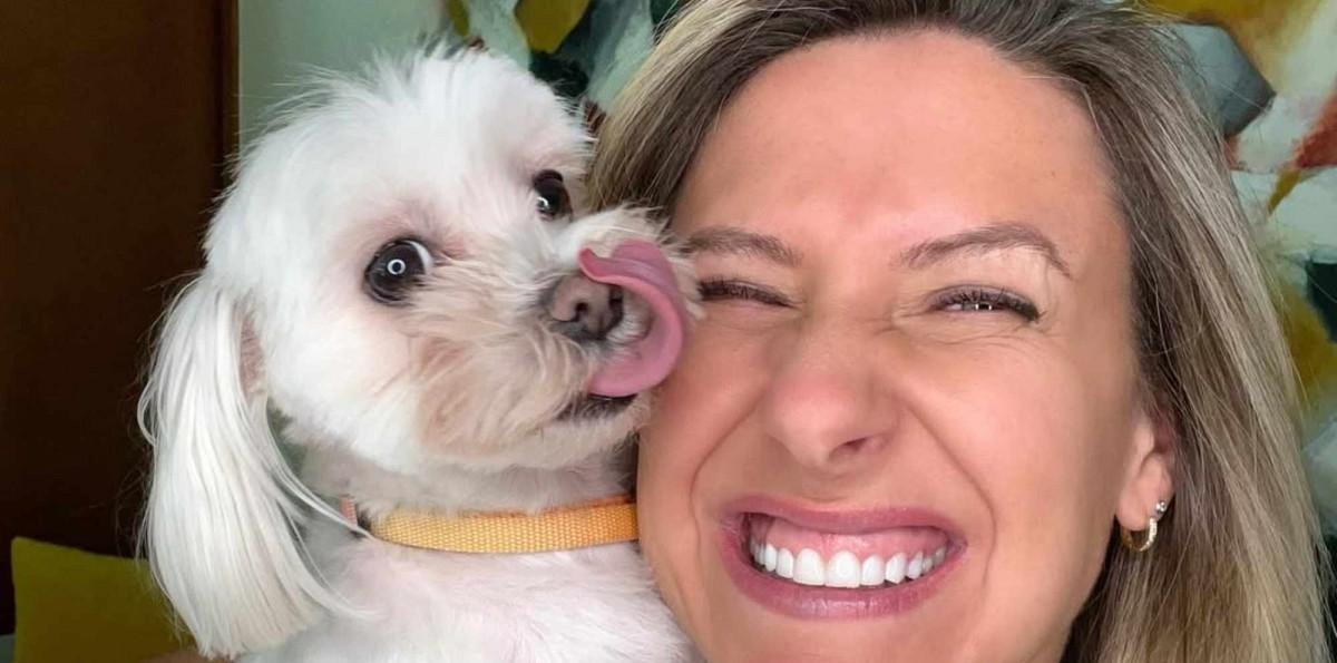 "Extrañaremos el sonido de tus patitas": El último adiós de Maca Tondreau a su perrita tras fallecer en encerrona