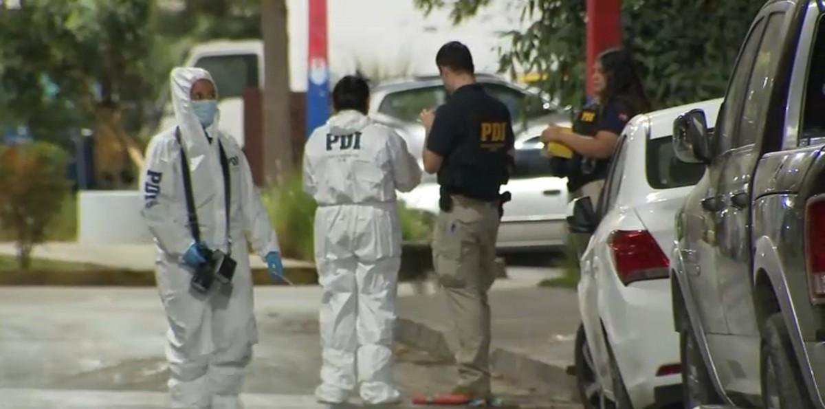 Se investigan rivalidades deportivas: Hombre se mantiene en riesgo vital tras ser baleado en la cabeza en ataque a su vehículo