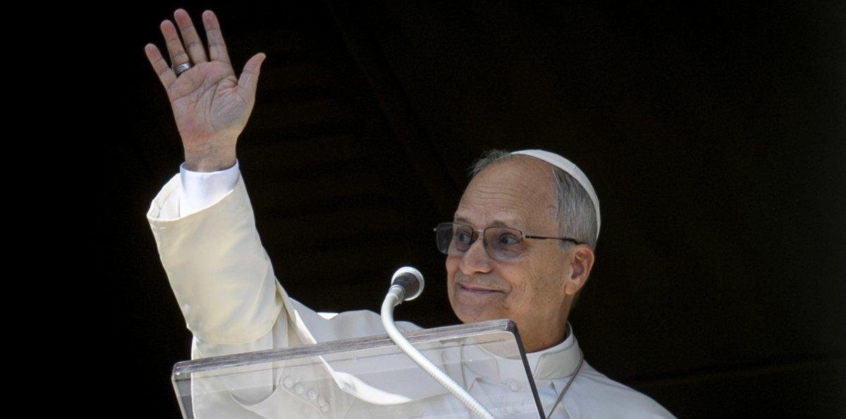 El papa urge a Cuba y EE.UU. a un diálogo para "evitar el sufrimiento en la isla"