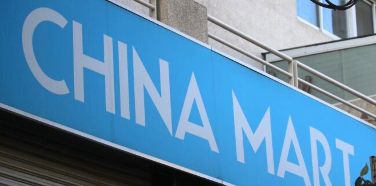 Primero animales exóticos congelados y ahora esto: los medicamentos que se incautaron en mall chino que fue clausurado en el Barrio Meiggs