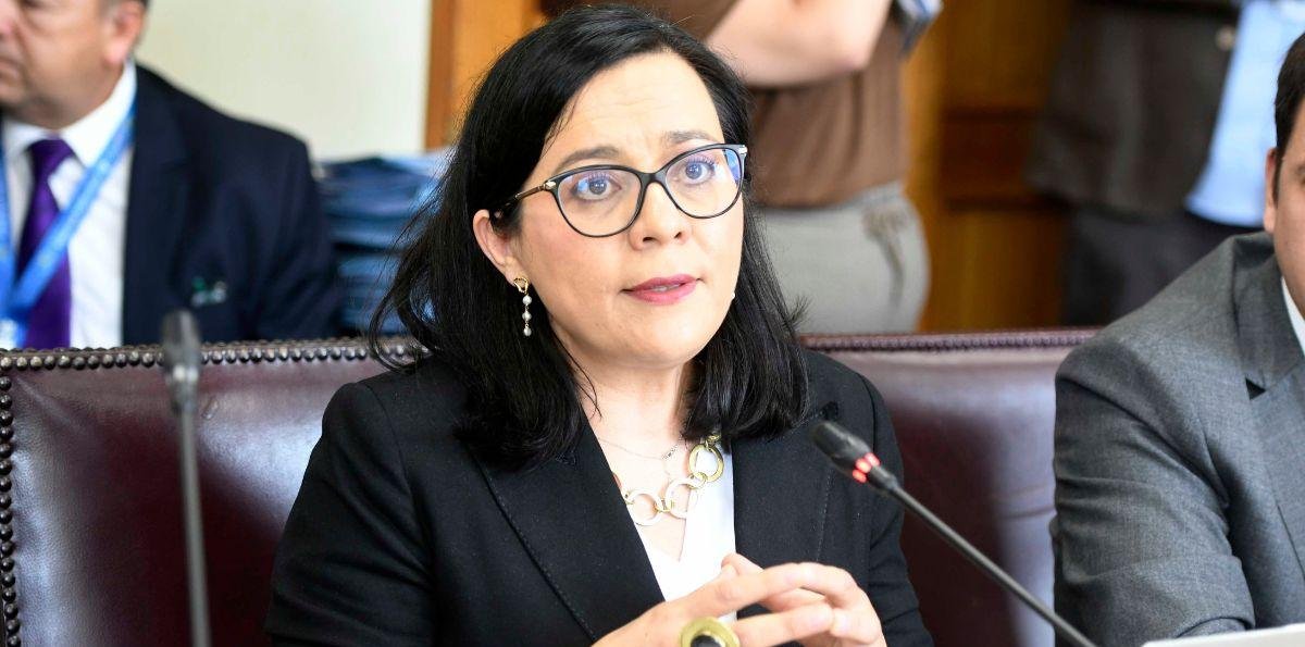 Consejo Fiscal llama a reunión extraordinaria por el fuerte aumento de déficit fiscal durante administración de presidente Boric