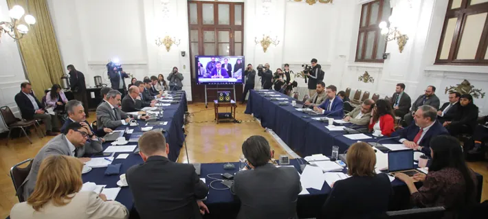 Megareforma: El "timing" legislativo que proyecta el presidente de Hacienda de la Cámara