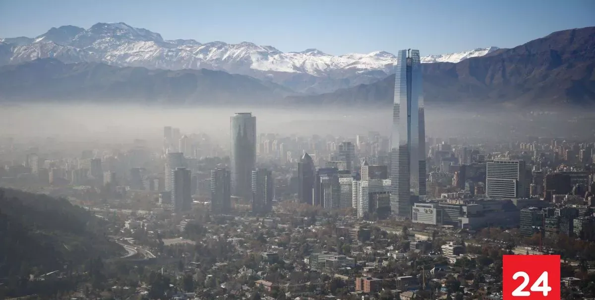 Declaran Alerta Ambiental para este lunes en la RM: revisa las restricciones