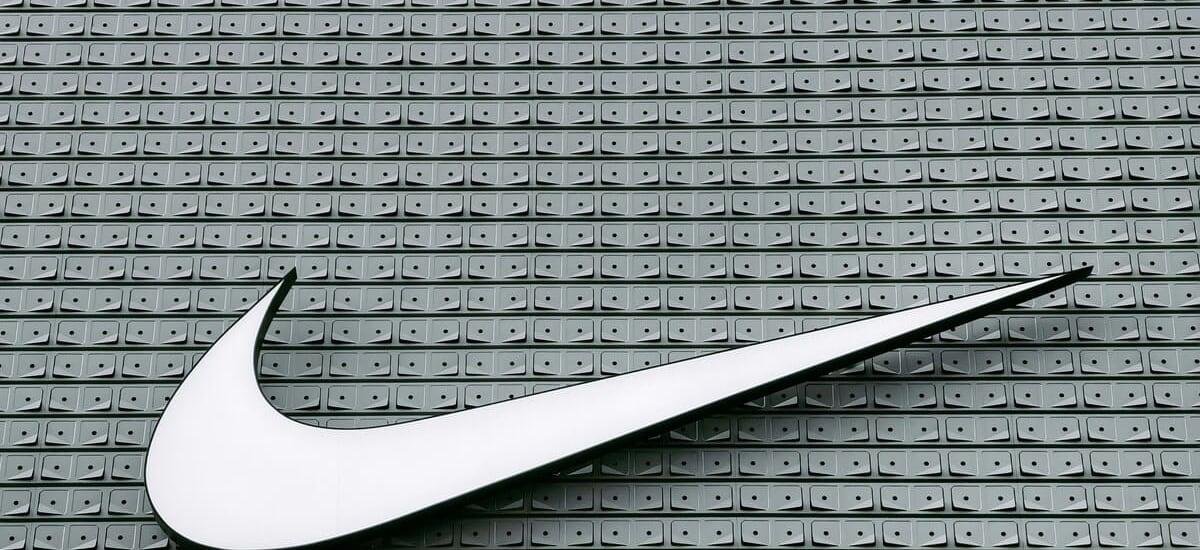 El gobierno de Trump investiga a Nike por una supuesta “discriminación contra los trabajadores blancos”
