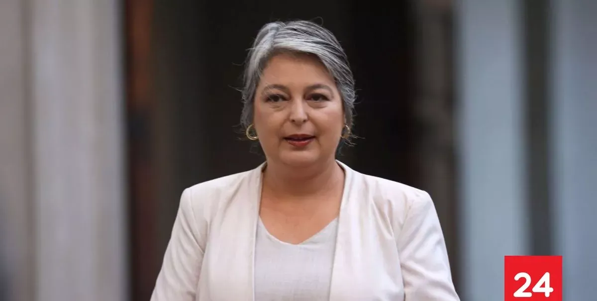 "Recapaciten, aún es tiempo": Jeannette Jara apunta contra el Gobierno por alza en bencinas