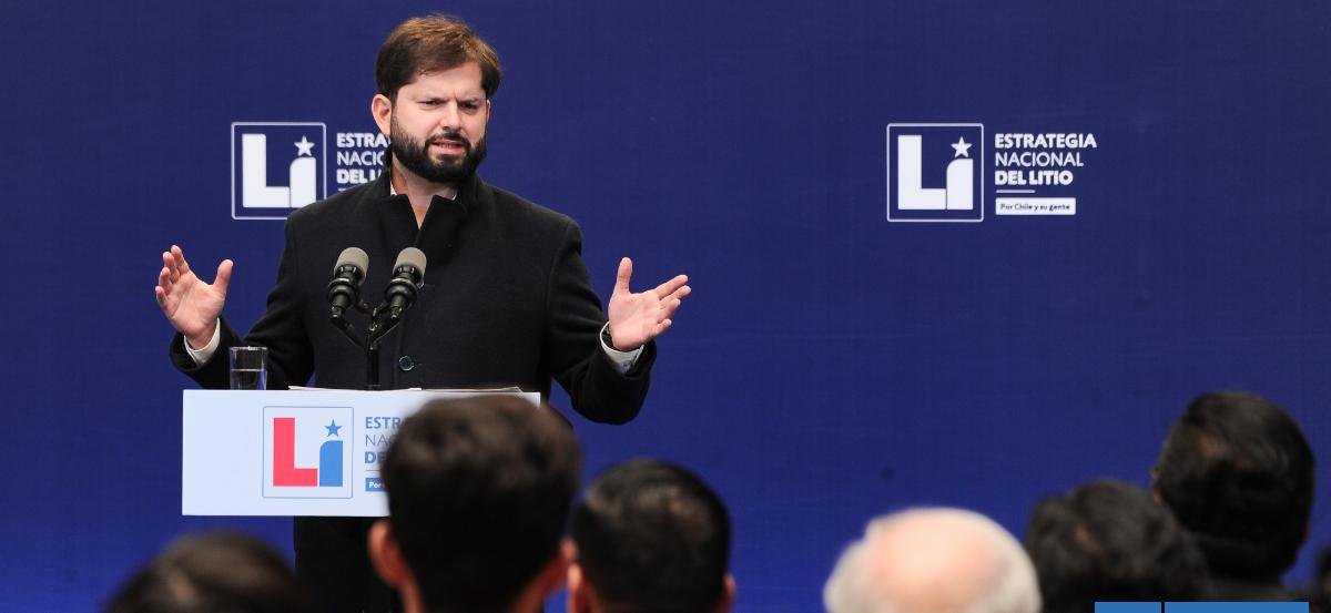 "Puro cuento": Sector minero le reprocha al Gobierno un "farreo" del litio por culpa de tramitaciones
