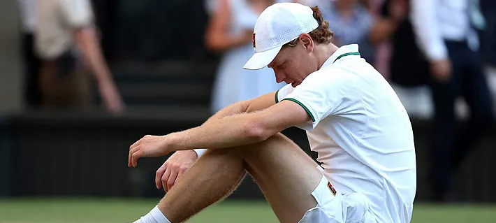 ¿Puede perder el número uno del mundo? Jannik Sinner se baja del US Open por lesión en una rodilla