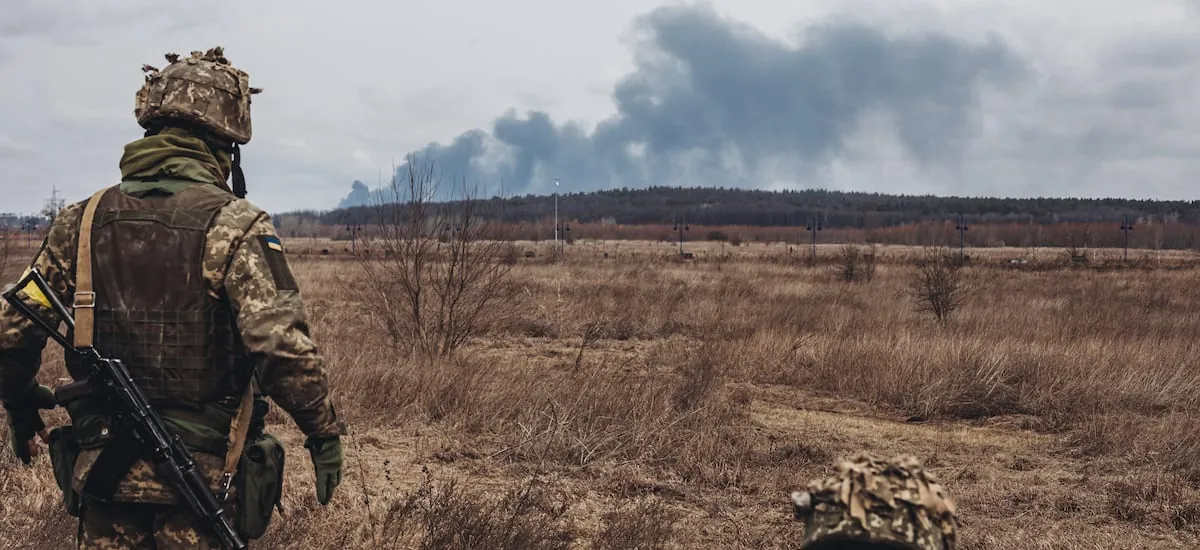Ucrania y Rusia se acusan mutuamente de miles de violaciones a la tregua por Pascua ortodoxa - La Tercera