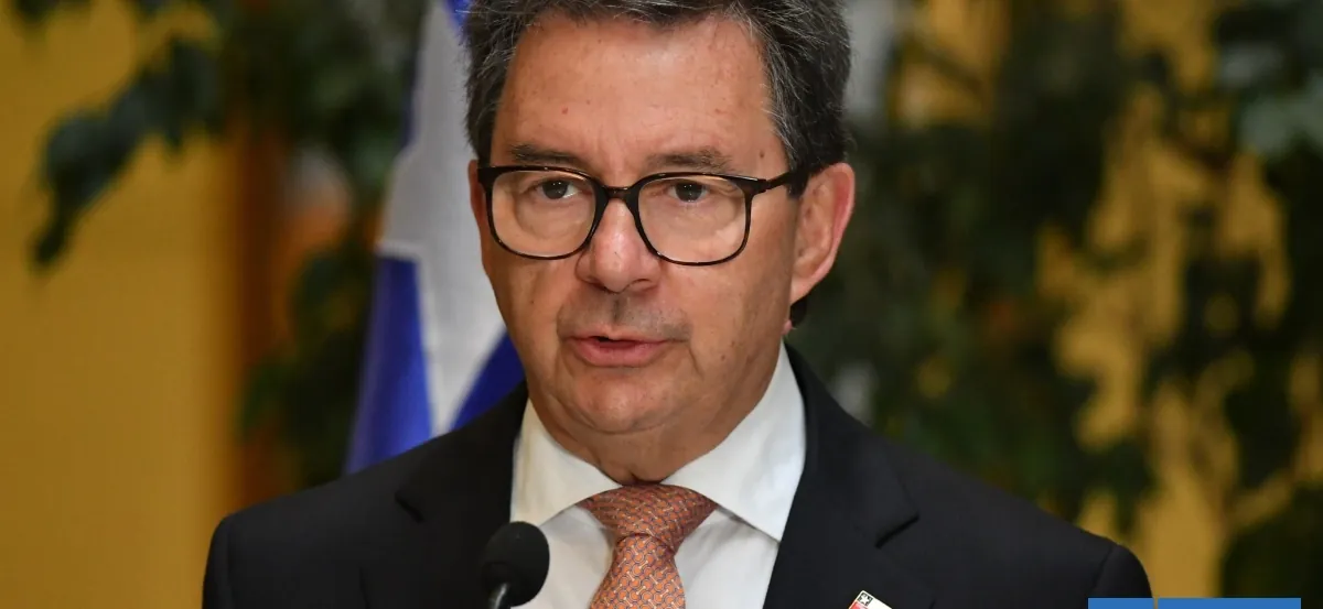 Ministro de Defensa por niños haitianos: "No hay antecedentes de que estén desaparecidos o perdidos"