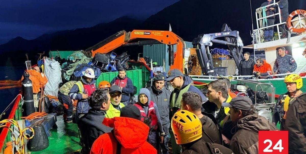 Naufragio en Los Lagos: encuentran tercer cuerpo y sigue búsqueda del resto de tripulantes