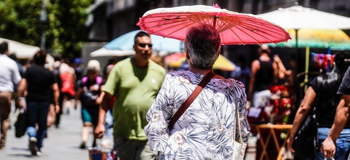 Alerta por calor intenso en casi 100 comunas del país: Boric llama a extremar precauciones ante riesgo de incendios