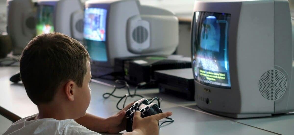 Niños, niñas y entornos digitales - La Tercera