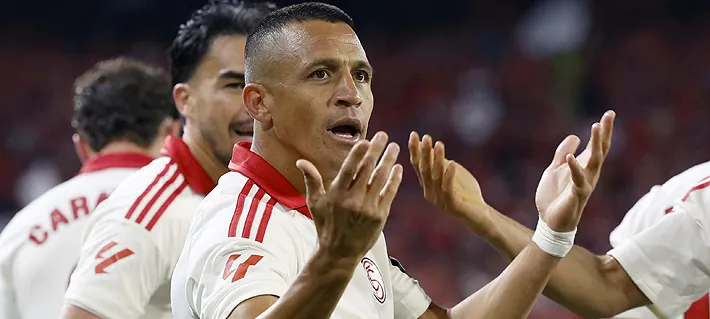 Los elogios de su entrenador y la prensa española para el partido que hizo Alexis en el triunfazo del Sevilla