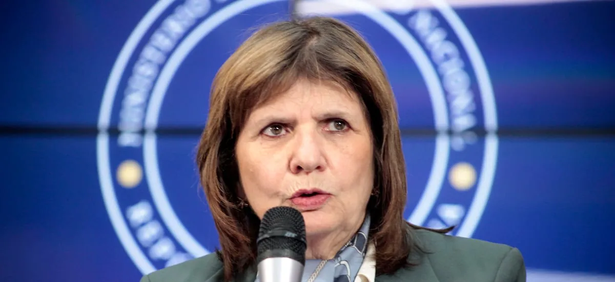 Bullrich atribuye a una “confusión de nombres” sus dichos sobre el estrecho de Magallanes y ofrece disculpas