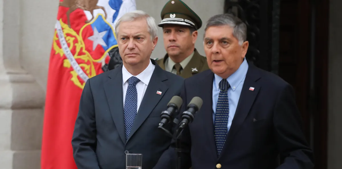 Alvarado rechaza tesis de “dos almas” dentro del Gobierno y responde por un posible cambio de gabinete