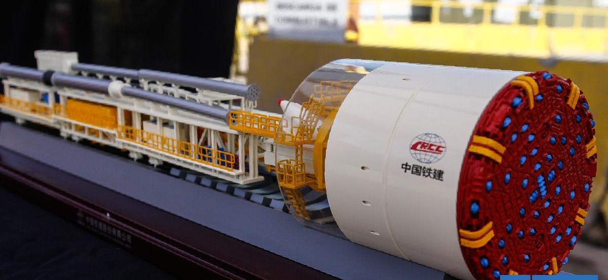 La compañía china tras el fallido contrato de la Línea 7 y los otros proyectos que tiene en Chile