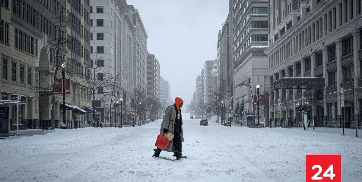 Tormenta de nieve paraliza EE.UU. : muertes por hipotermia, apagones y vuelos cancelados