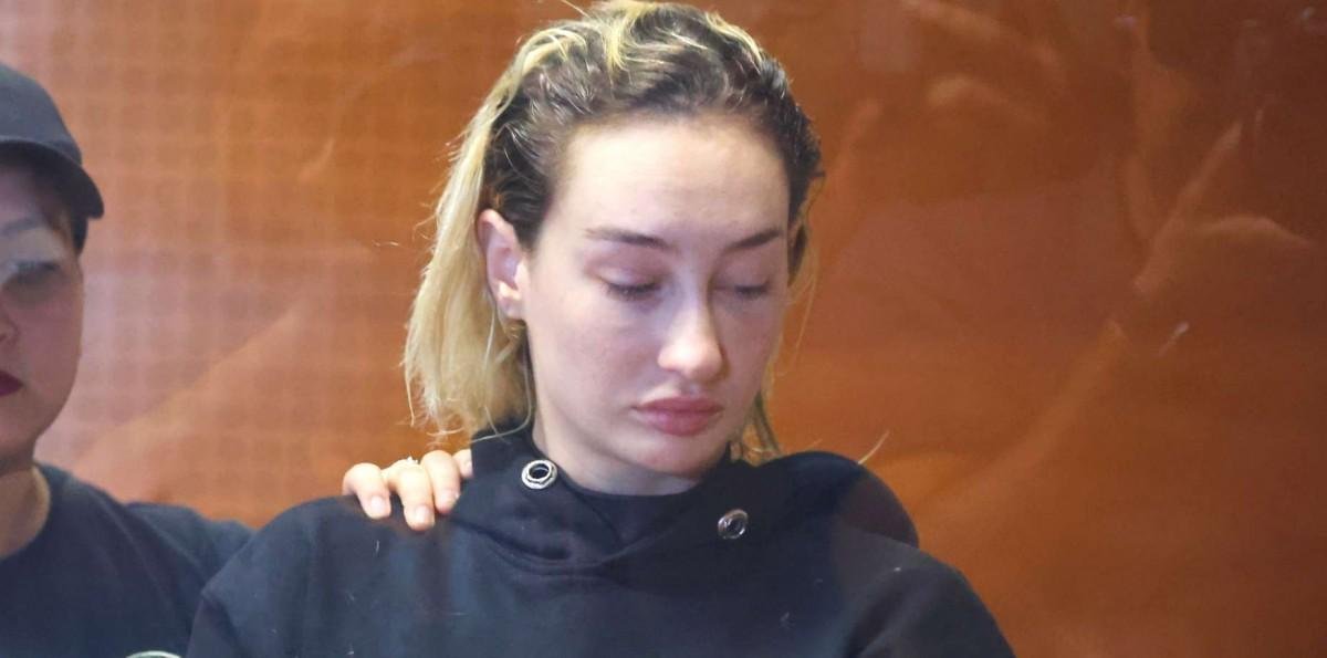 Fran Maira queda con arraigo nacional y firma mensual tras chocar a un motorista en Lo Barnechea