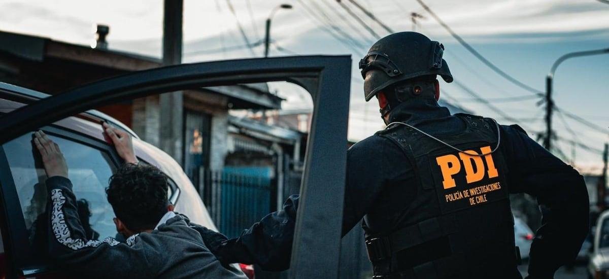 Detienen a hombre por matar a amigo tras encontrarlo con su expareja en San Ramón