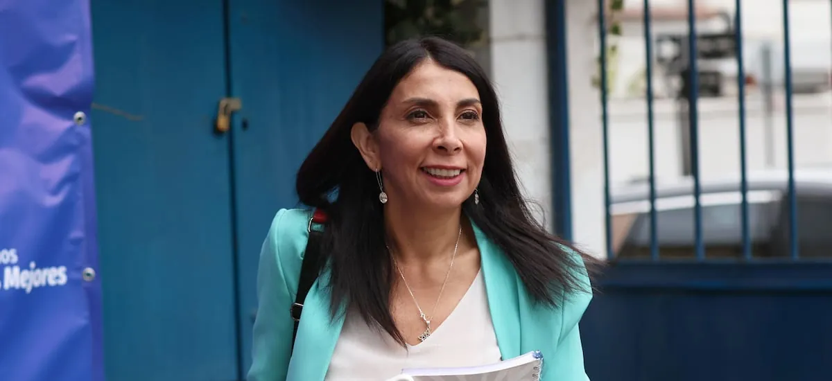 Karla Rubilar critica eliminación de “Yo Elijo Mi PC” y emplaza a Kast a cumplir compromiso de no recortar beneficios sociales