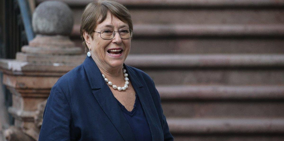 Bachelet a la ONU: UDI exige transparentar lista de apoyos para "evitarle un bochorno a Chile"
