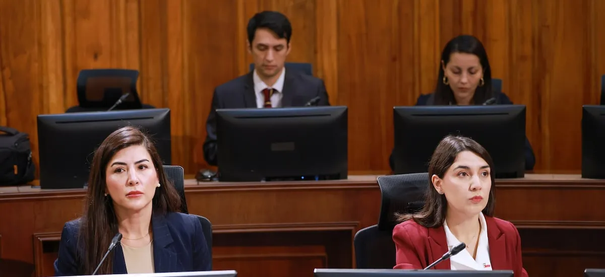 Ministra Marín evita explicar remoción de directora de Sernameg y genera llamado de atención de la presidenta del Senado