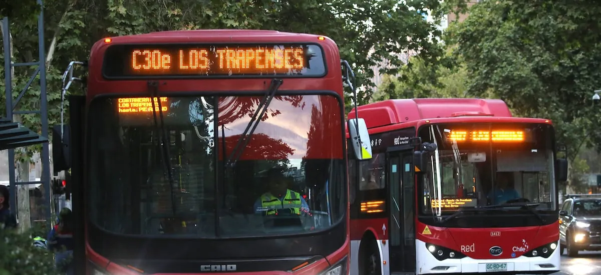 Ministerio de Transporte descarta que se haya reducido frecuencia de buses en la Región Metropolitana