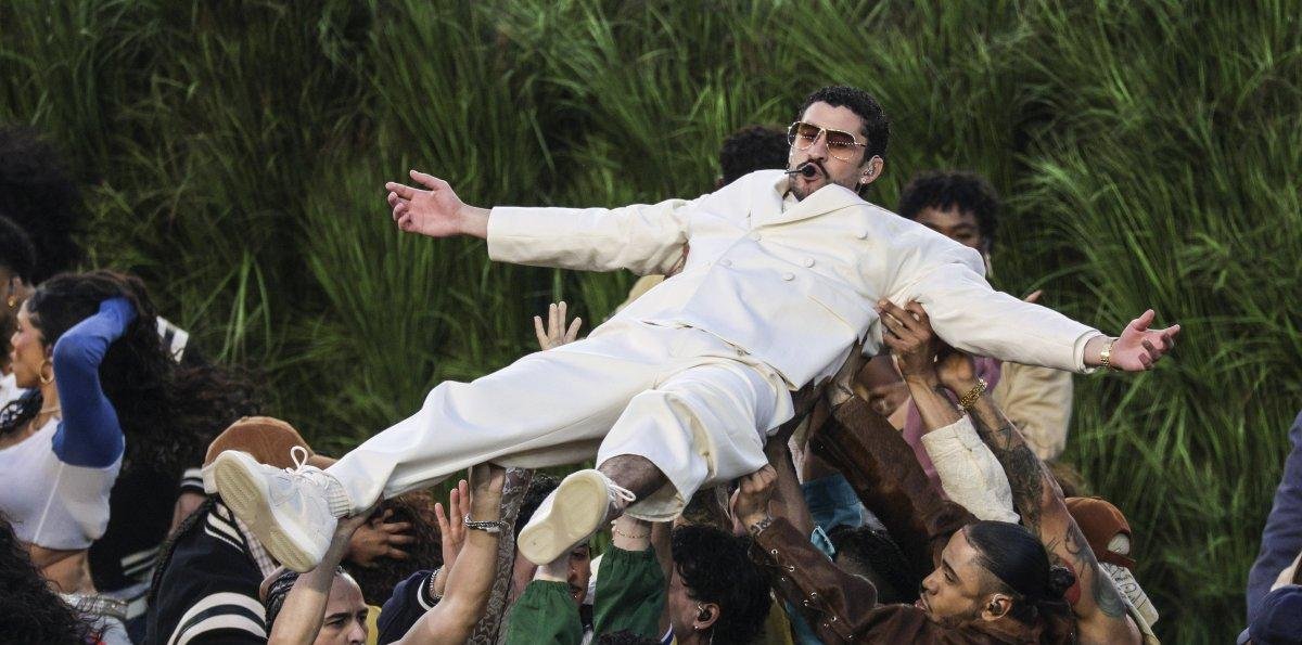 Más latino, imposible: Así fue el emocionante show de Bad Bunny en el Super Bowl