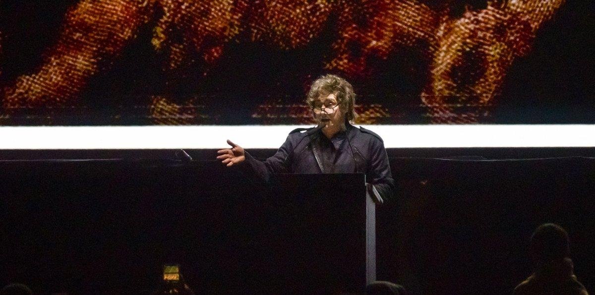 Milei: "Argentina le está demostrando al mundo que el verdadero camino es la derecha"