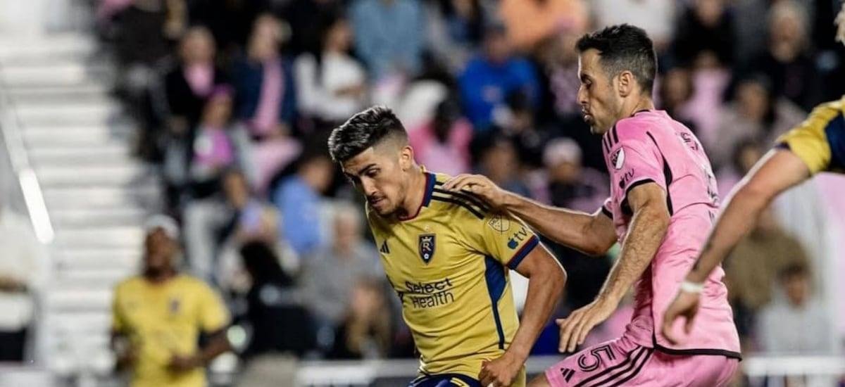 Jugó un Sudamericano por Argentina y debutó en San Luis: quién es Pablo Ruiz, el volante que se acerca a Colo Colo