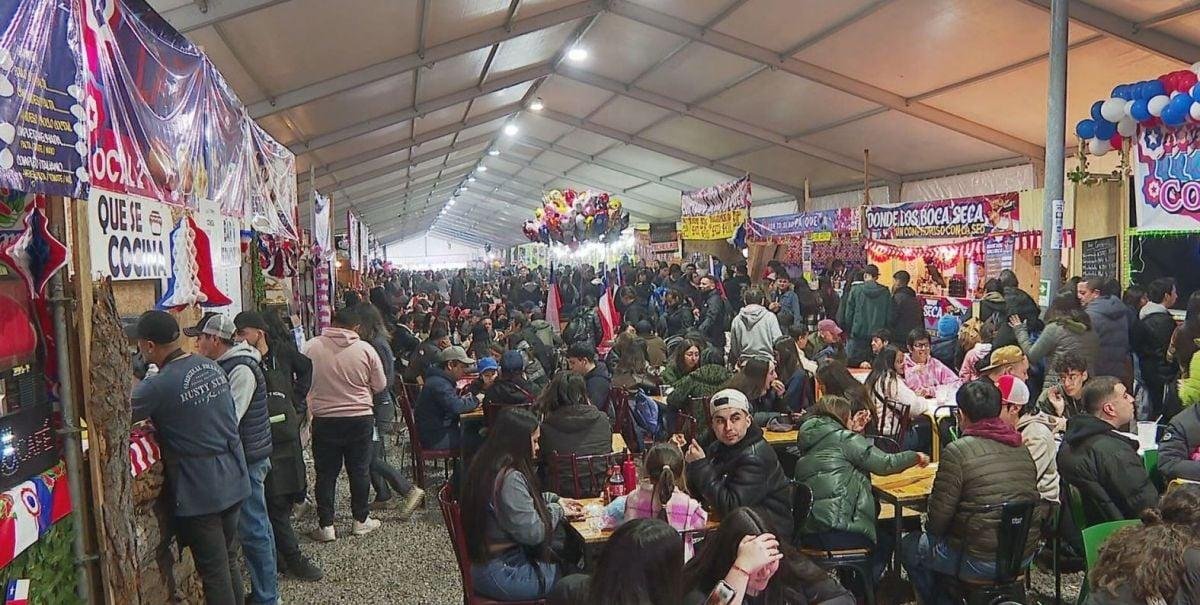 Fondas cerrarán a las 00:00 horas en Arauco y Biobío para resguardar seguridad