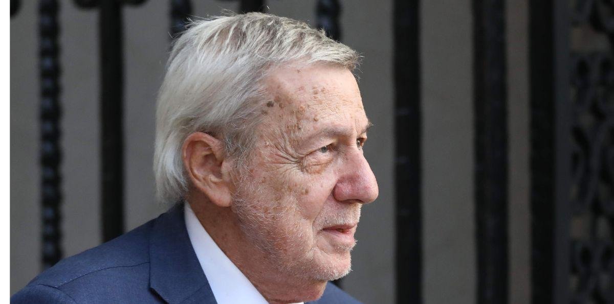 El reloj Festina que el canciller recibió del Poder Judicial por insólito error de Correos